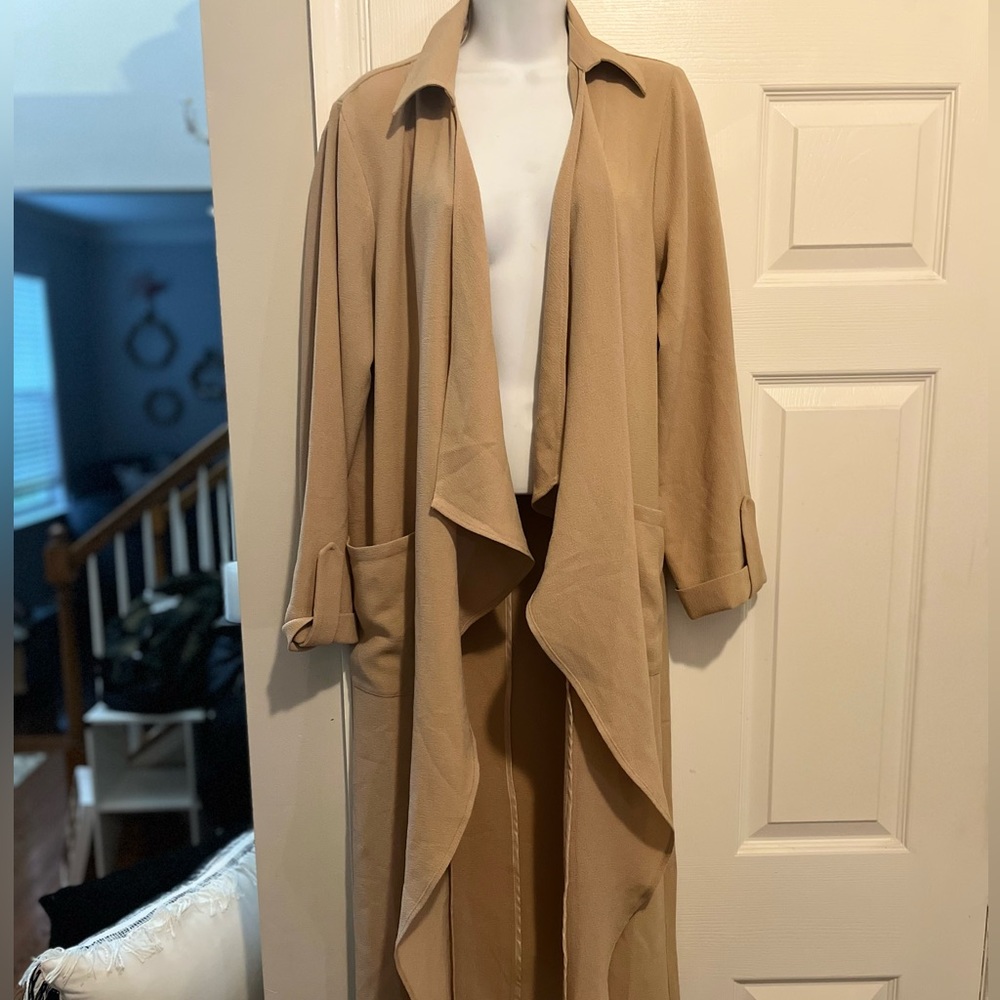Lush trench /coat duster.